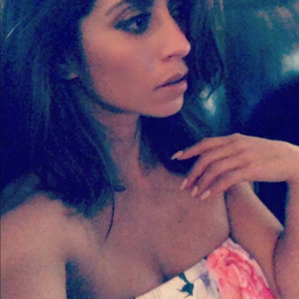 Meet your Posher, GG